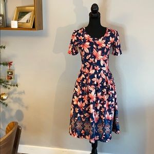 LuLaRoe Floral & Geometric Amelia Dress w/ Pockets